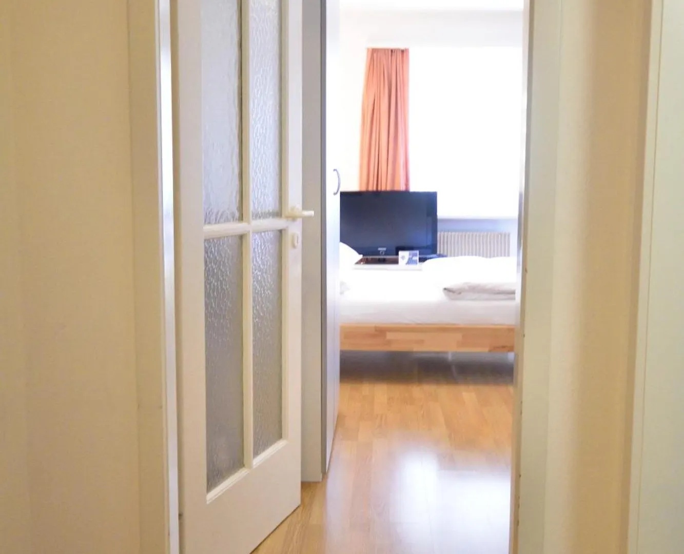 Apartment Shiny Studio In Zurich - Crown 37 Schweiz